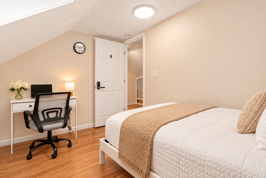Room 8