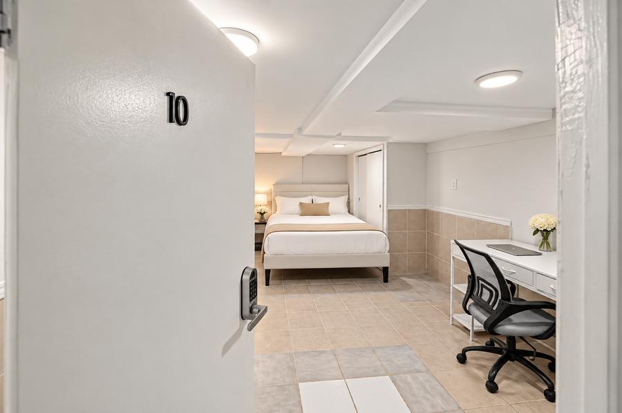 Room 10 Door