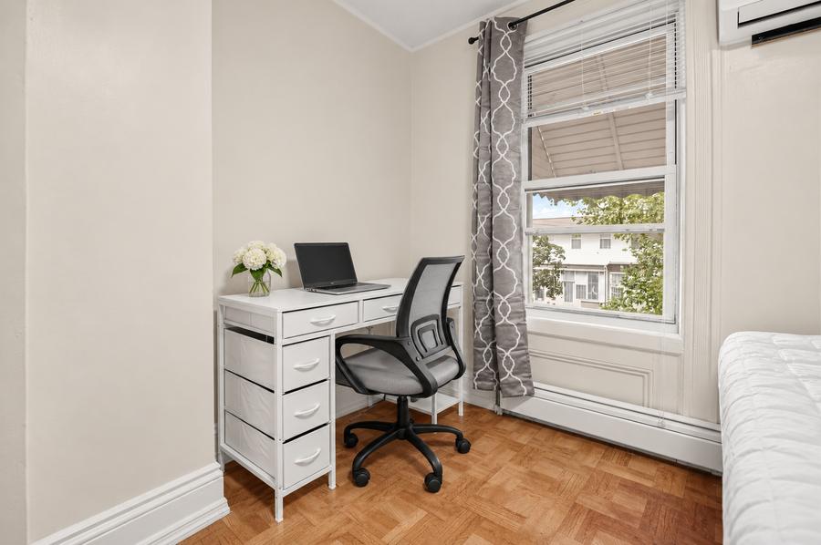 Room 6 Desk