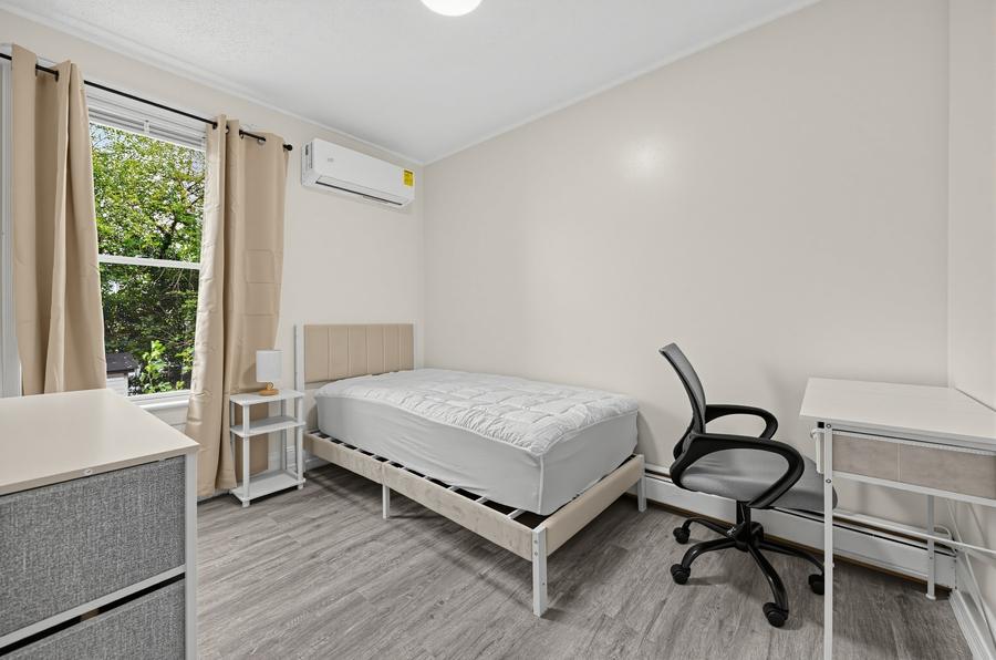 Room 4