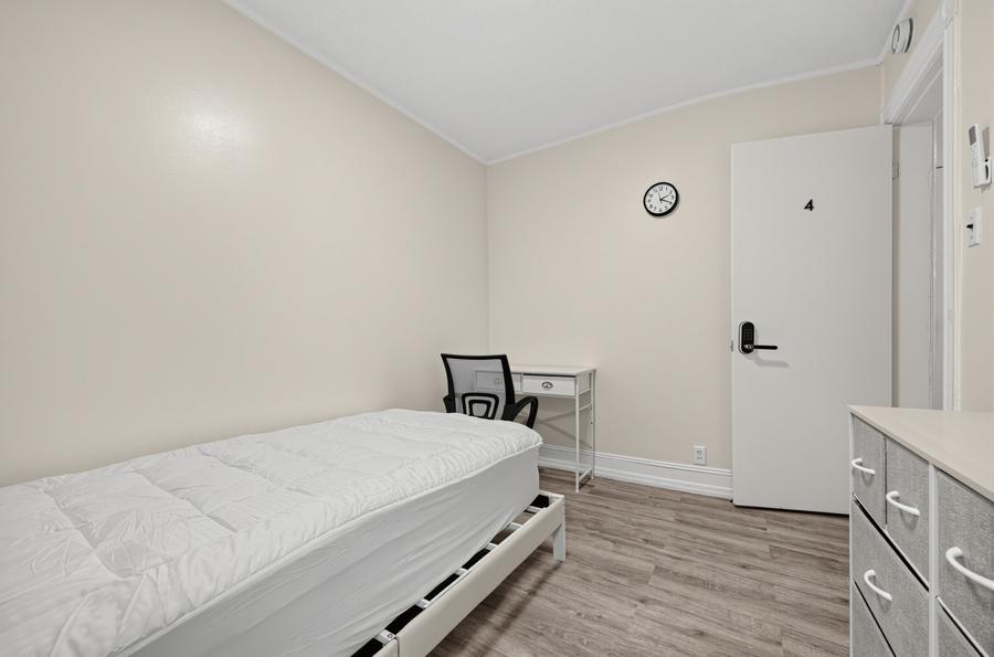 Room 4