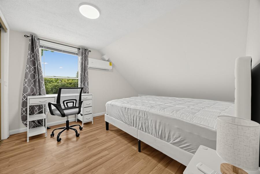 Room 7